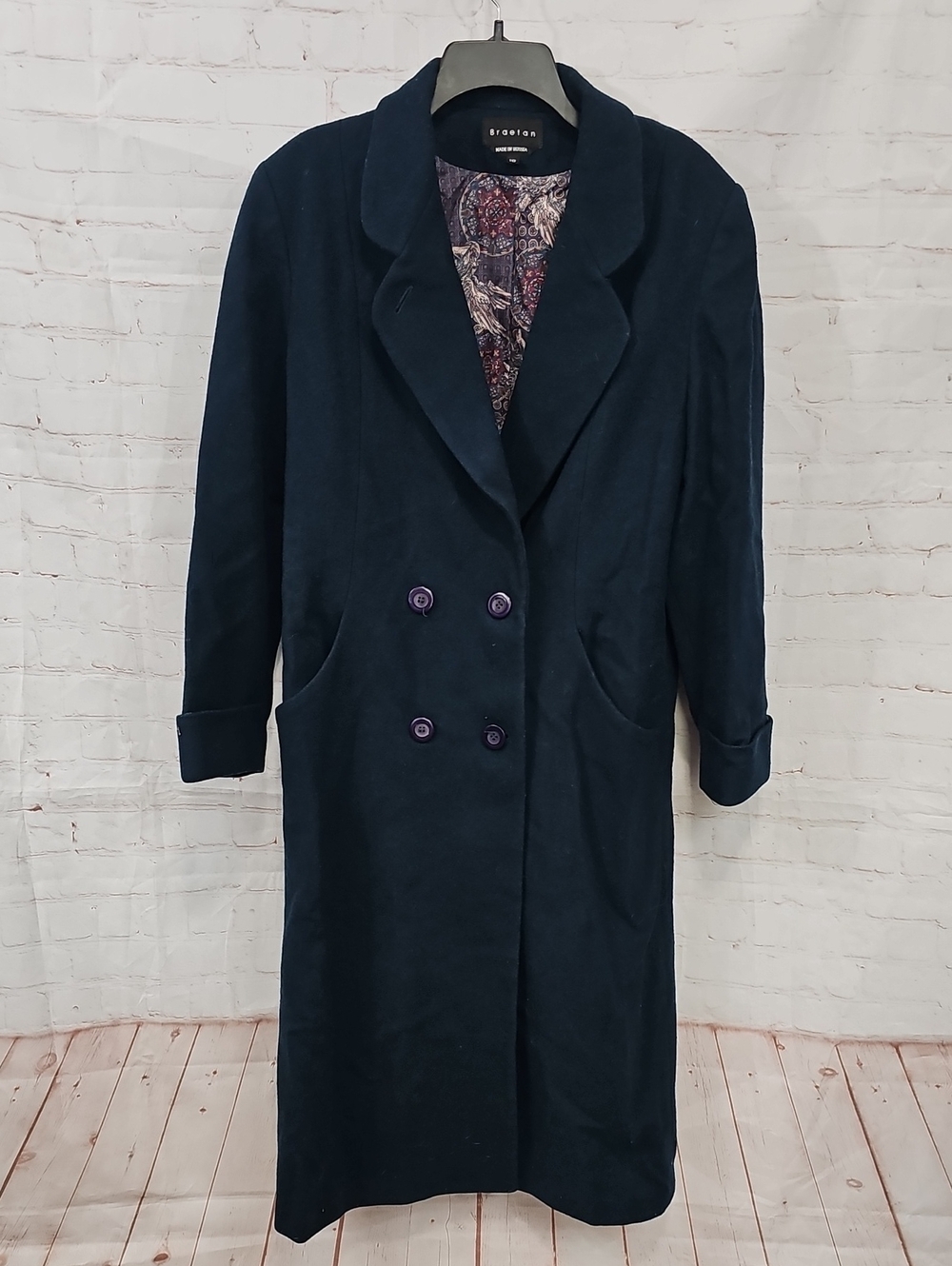 Braetan Deep Green Double-Breasted Trench Coat with Paisley Lining